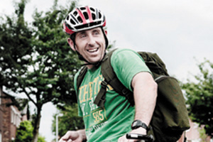 Scott fra Storbritannien deler sin historie om kontinenspleje